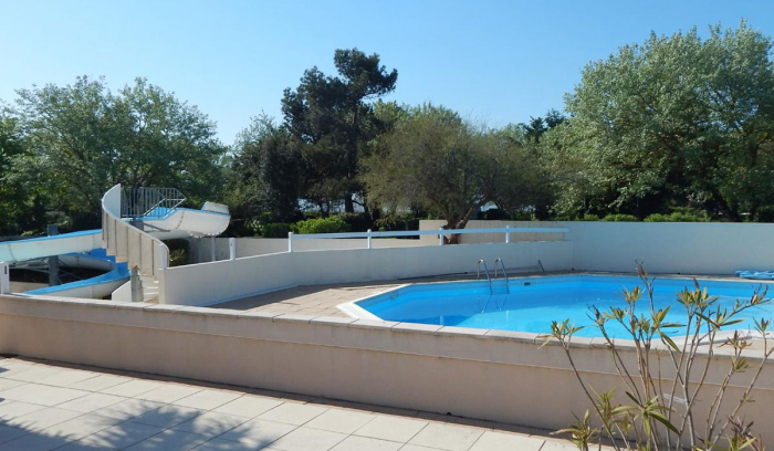 Camping Angoulins - 2 - MAGAZINs