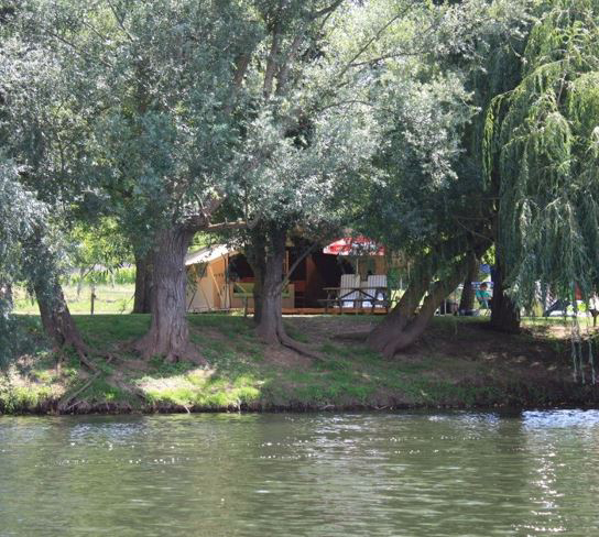 Camping Base Nautique Floiras - Anglars-Juillac