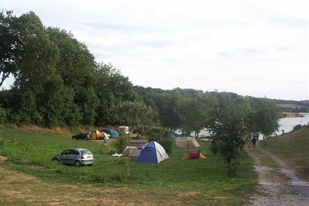 Camping La Presqu'île - Salles-Curan