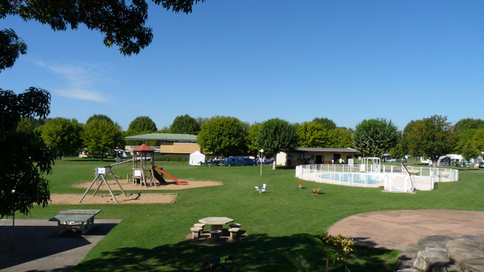 Camping Les Mûriers - Montmerle-sur-Saône