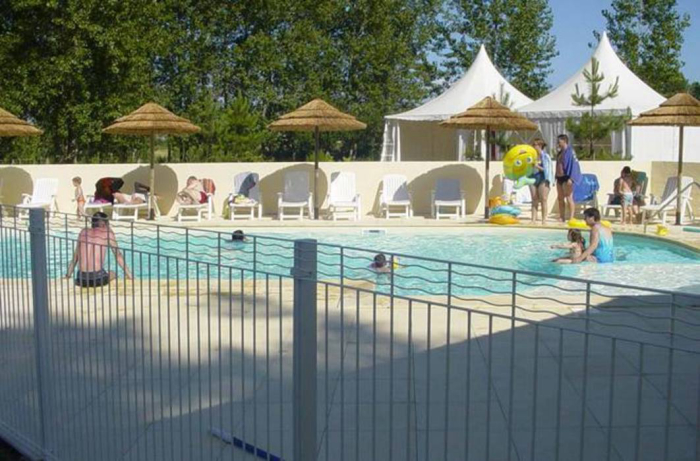 Camping Le Perrier - 5 - MAGAZINs