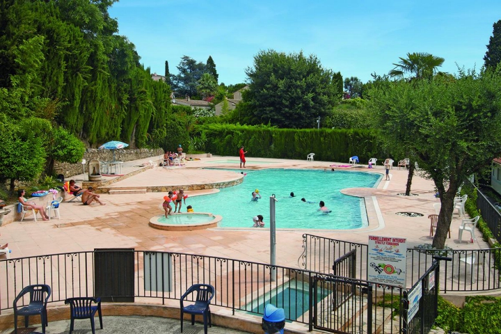 Camping Biot - 2 - MAGAZINs