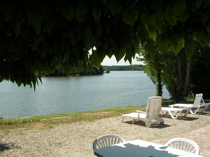 Camping Les Châlets du Lac - Rivières