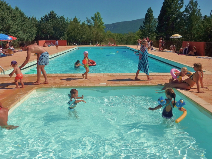 Camping Les Cigales - Saint-Genis