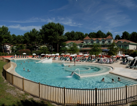 Camping Village Domaine du Golf - Lacanau