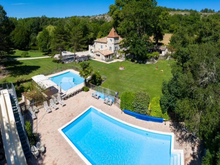 Camping Des Arcades - Saint-Pantaléon