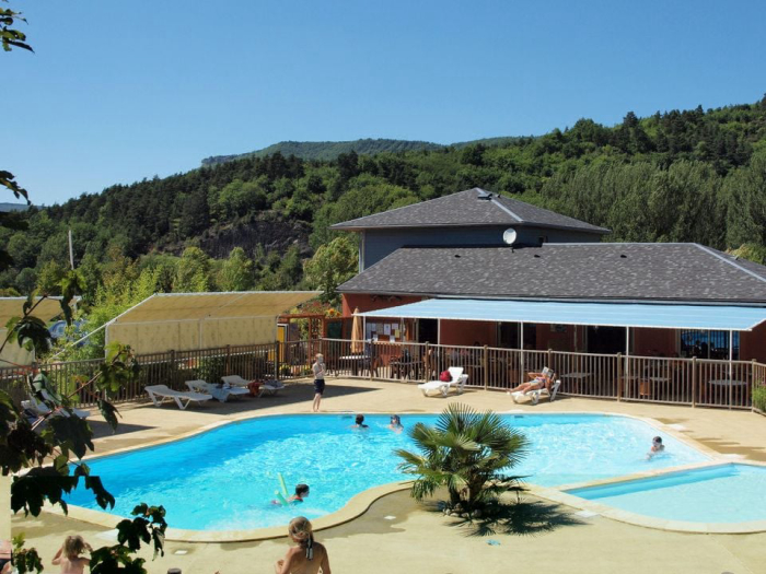 Camping Saint-Jean-du-Bruel - 3 - MAGAZINs