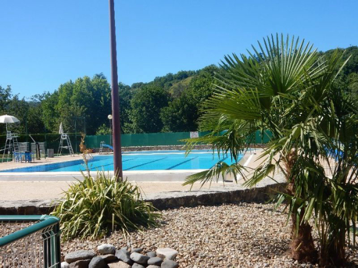 Camping Espalion - 2 - MAGAZINs